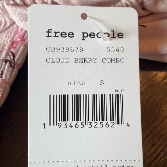 Free People Off the shoulder Cloud Berry Combo top - Picture 2 of 2